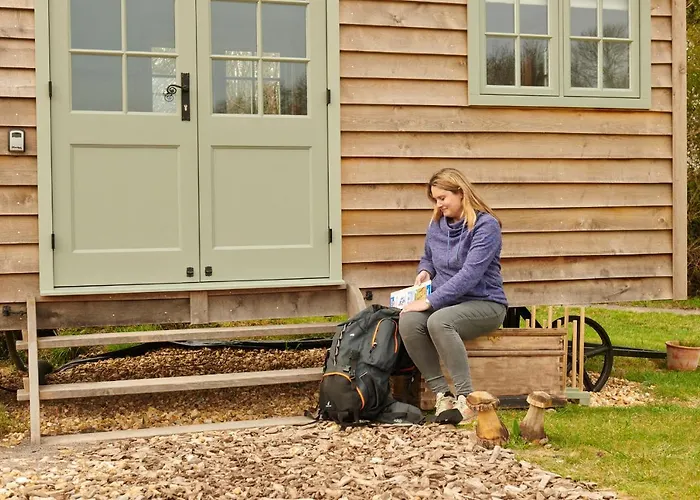 Foot Of The Downs Shepherds Hut