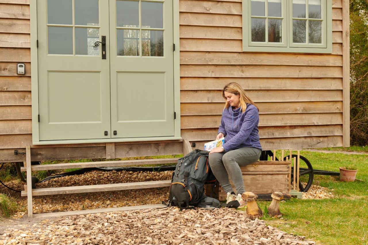 Foot Of The Downs Shepherds Hut * Woodmancote