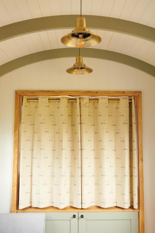 Foot Of The Downs Shepherds Hut *
